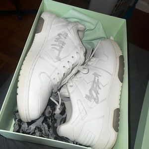 Off-White Sneakers